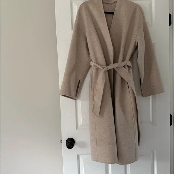 The Curated Cashmere Wool Coat - SOLD OUT - Picture 1 of 10